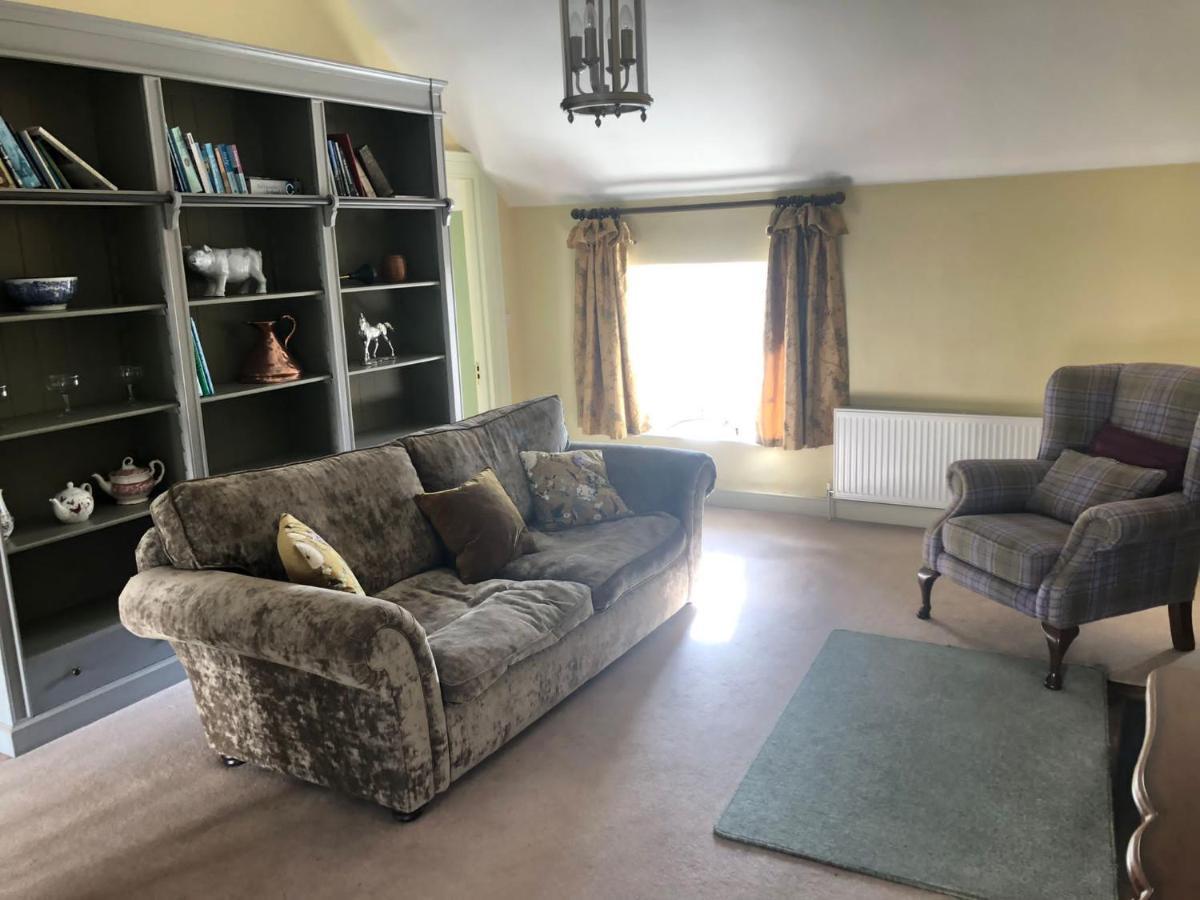 2 Bed Courtyard Apartment At Rockfield House Kells In Meath - Short Term Let Exterior foto